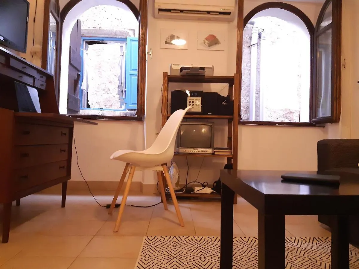 Apartment Zdenac ロヴィニ