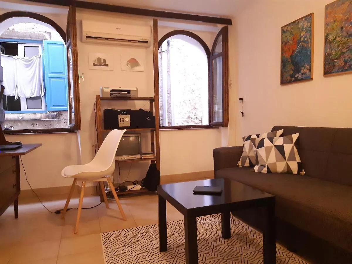 Apartment Zdenac ロヴィニ